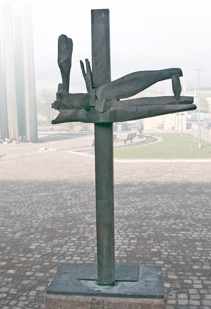 "Till minne av de Spanienfrivilliga 1936-1939" © Torsten Renqvist/Bildupphovsrätt 2018. © Foto: Jan Peter Dahlqvist, 2004