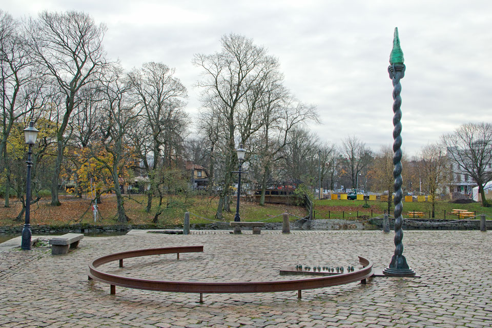 "Mörker, väx morgondag" © Kent Karlsson/Bildupphovsrätt 2018. Foto: © Jan Peter Dahlqvist, 2014