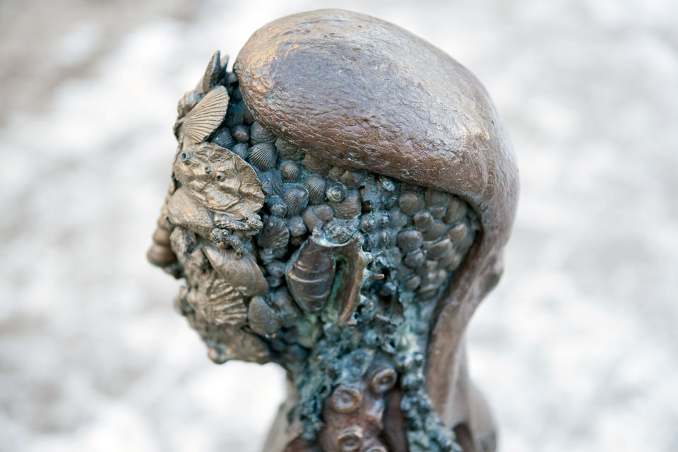 Konstverket Oraklet av Tilda Lovell